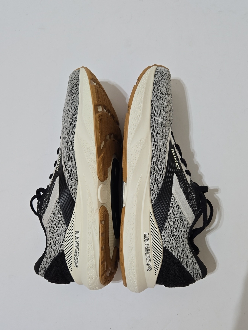 Brooks Women's Adrenaline GTS 24 Running Shoes - Picture 3 of 7